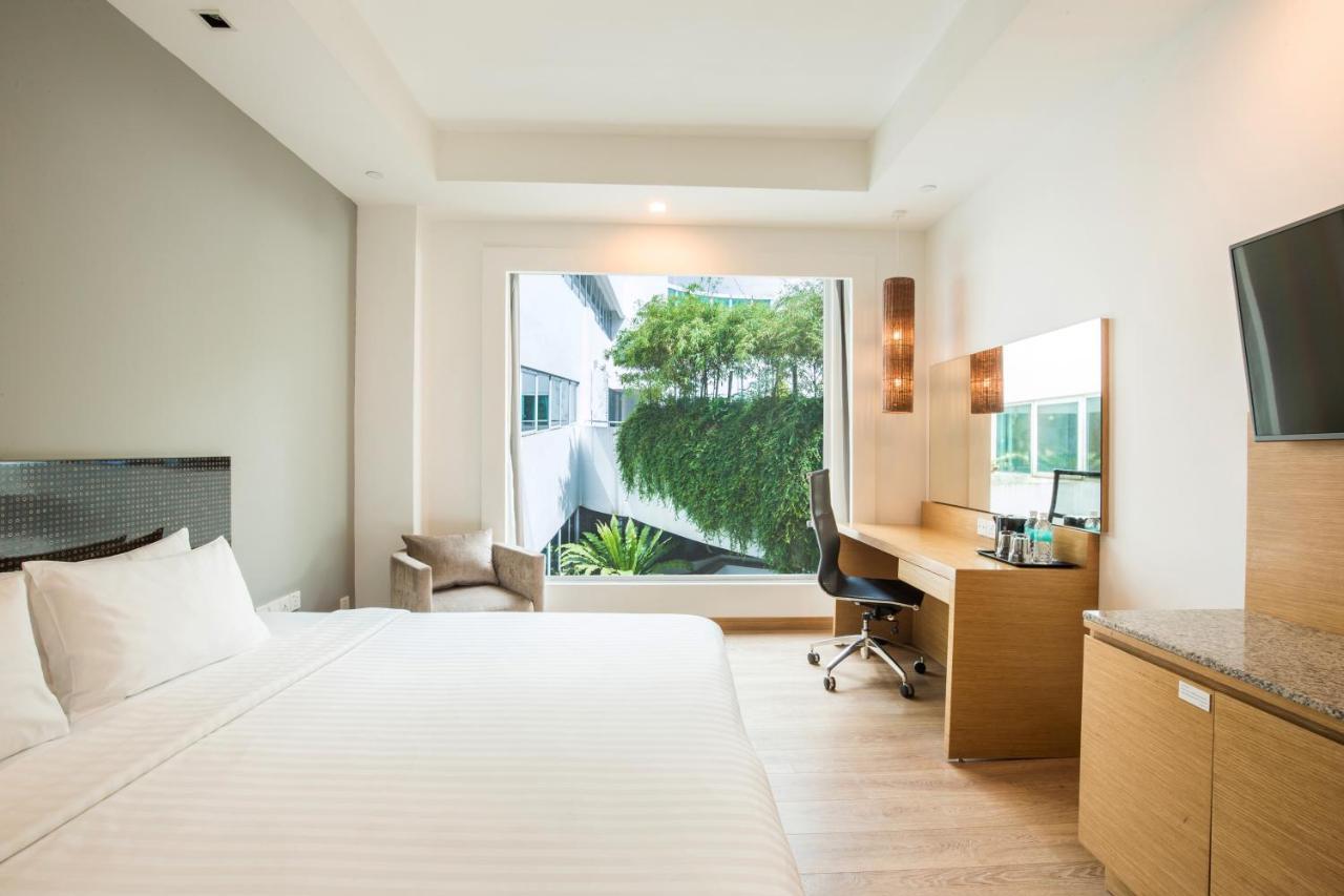 Deluxe Double or Twin Room